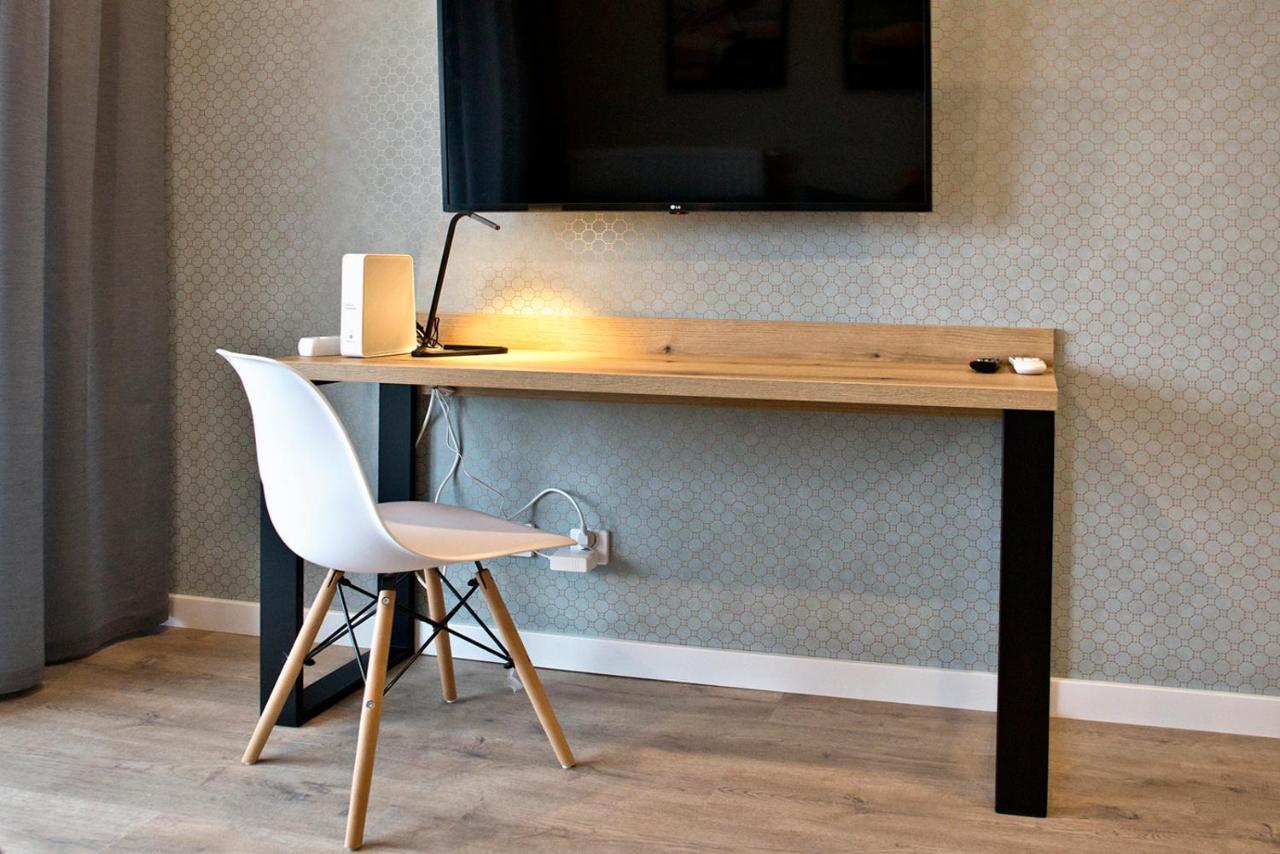 Komputerowa Serviced Apartments By P&O Warschau Buitenkant foto