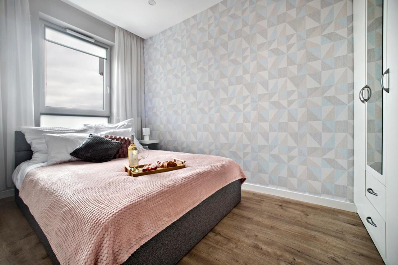 Komputerowa Serviced Apartments By P&O Warschau Buitenkant foto
