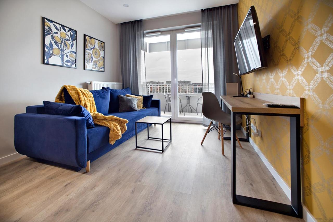 Komputerowa Serviced Apartments By P&O Warschau Buitenkant foto